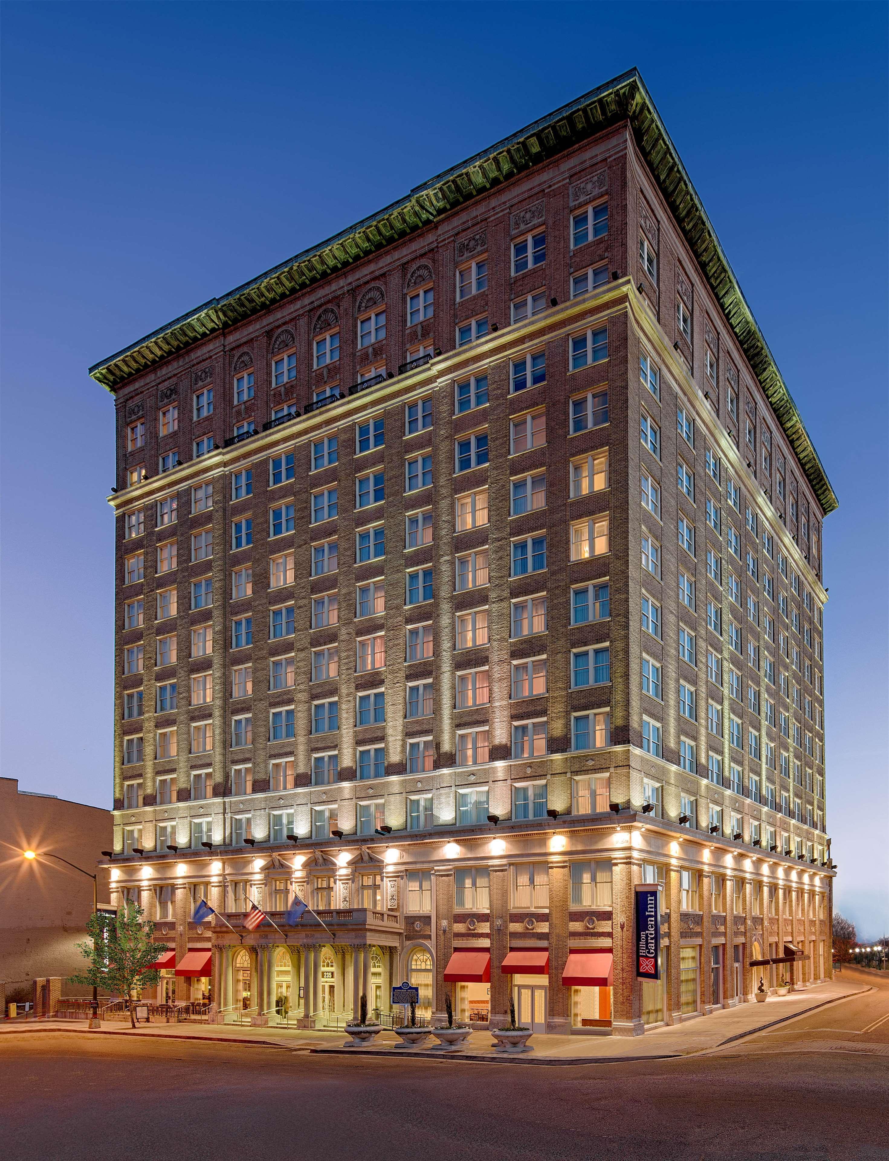 Hilton Garden Inn Jackson Downtown Exterior photo
